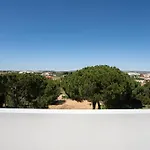 Vtii & Vti 2 X Private With Pool And Garden Villa