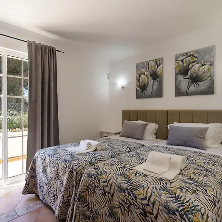 Vtii & Vti 2 X Private With Pool And Garden * Albufeira