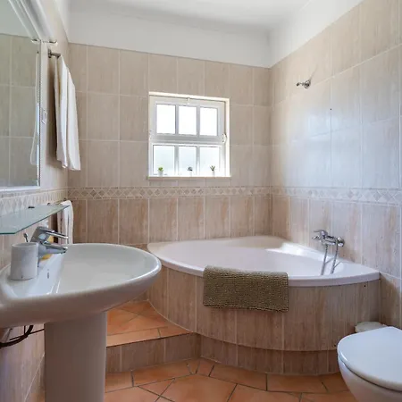 Vtii & Vti 2 X Private With Pool And Garden *
