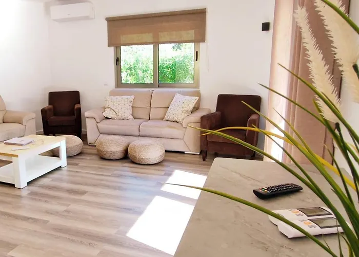 Villa Vtii & Vti 2 X Private With Pool And Garden Albufeira