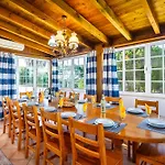 Vtii & Vti 2 X Private With Pool And Garden