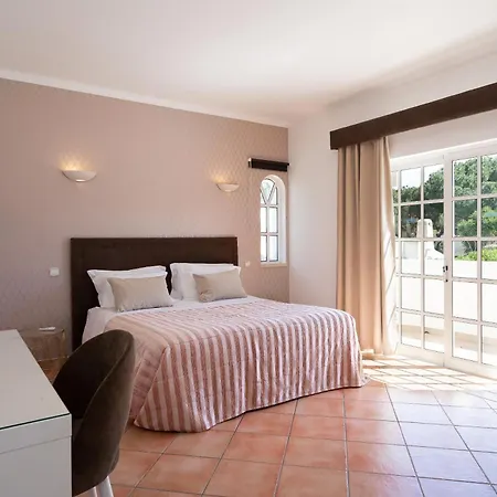 Vtii & Vti 2 X Private With Pool And Garden * Albufeira