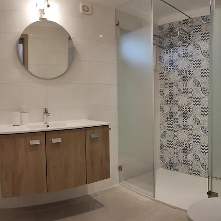 Vtii & Vti 2 X Private With Pool And Garden