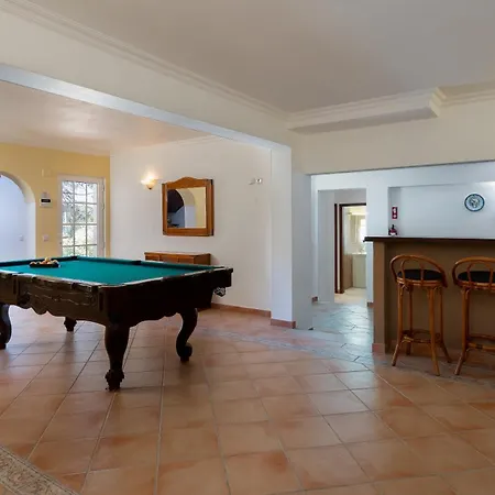 Vtii & Vti 2 X Private With Pool And Garden Villa