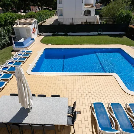 Vtii & Vti 2 X Private With Pool And Garden